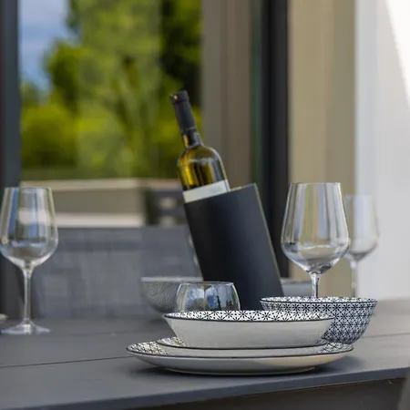 빌라 Aurelia 4 With Pool *