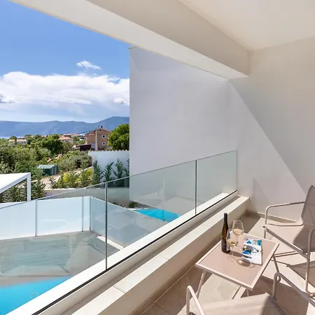 Aurelia 4 With Pool * Linardići