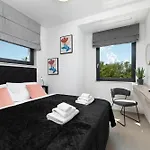 Aurelia 4 With Pool Vila Linardići