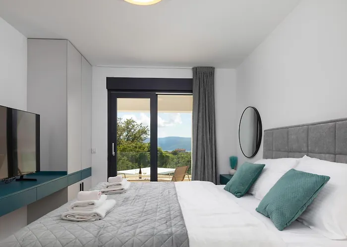 Aurelia 4 With Pool Villa Linardići