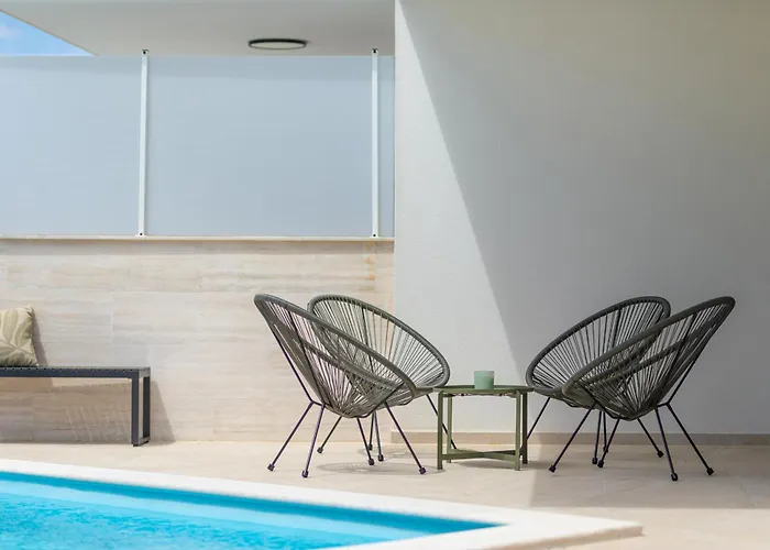 Villa Aurelia 4 With Pool *