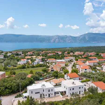 Aurelia 4 With Pool Villa *