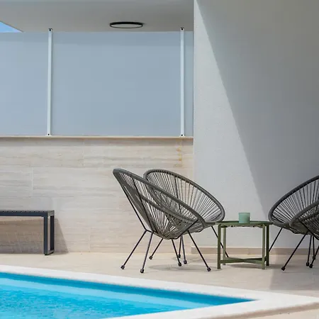 Aurelia 4 With Pool Villa Linardići