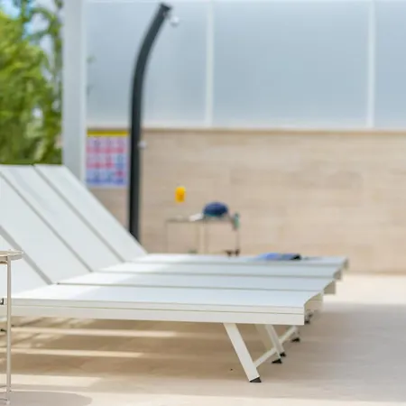 Aurelia 4 With Pool Villa